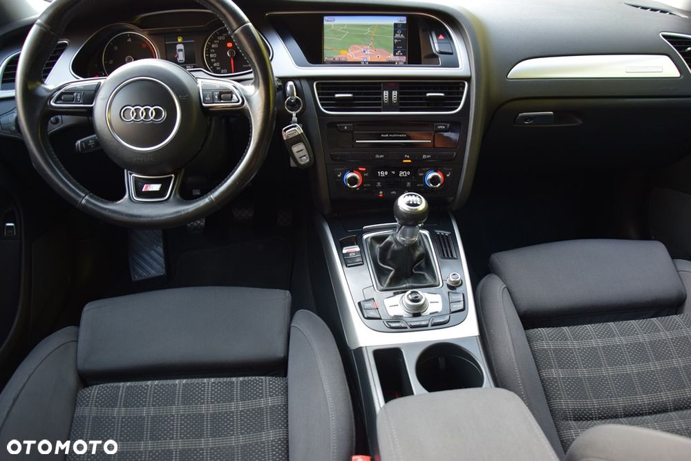 Audi A4 Avant 2.0 TDI DPF clean diesel quattro Ambiente - 13