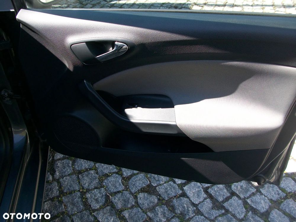 Seat Ibiza 1.4 16V Style - 12