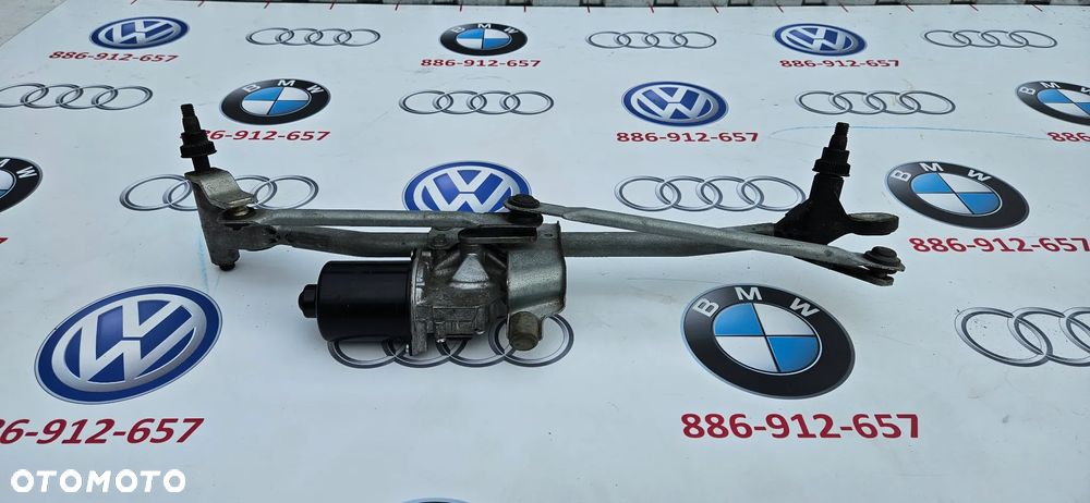 BMW 1 E87 Mechanizm wycieraczek przód Silniczek wycieraczek - 3