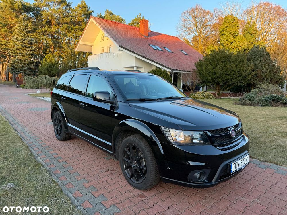 Fiat Freemont 2.0 Multijet Black Code AWD - 1