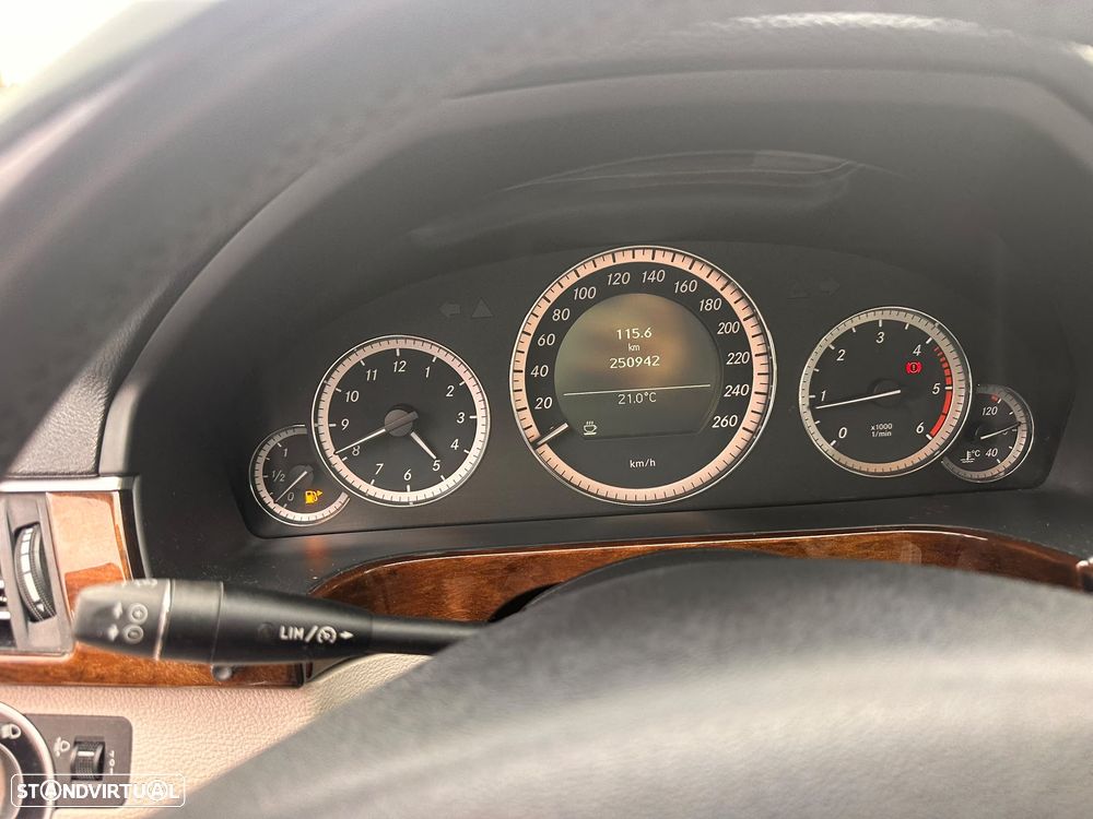 Mercedes-Benz E 220 CDI Avantgarde - 8