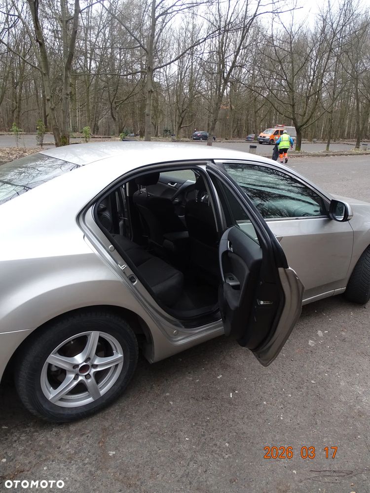 Honda Accord 2.0 Elegance - 2