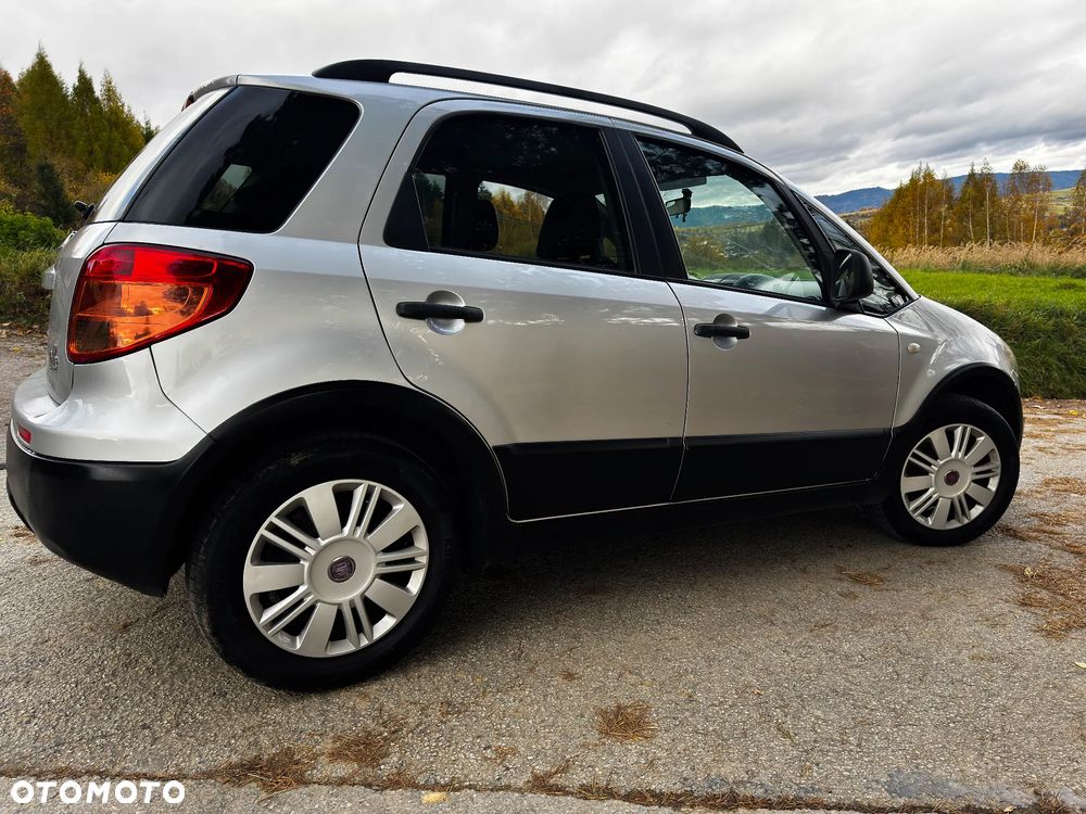 Fiat Sedici 1.6 16V 4x4 Emotion - 3