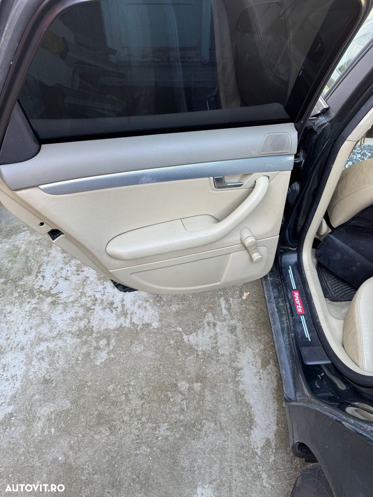 Audi A4 2.0 TDI B8 Quattro - 5