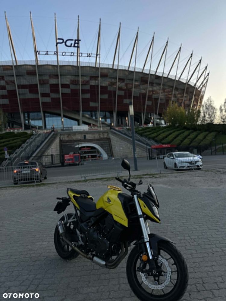 Honda CB - 8