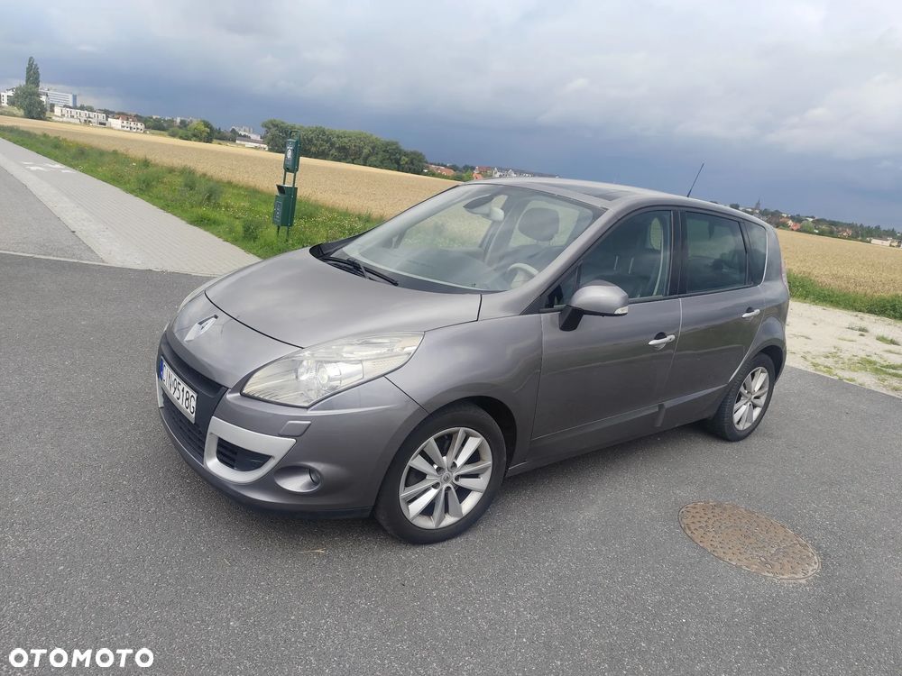 Renault Scenic dCi 150 FAP Luxe - 32