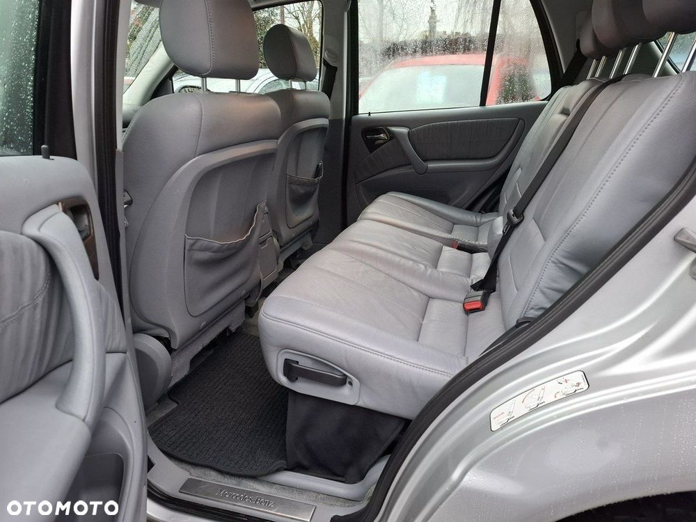 Mercedes-Benz ML 320 - 20