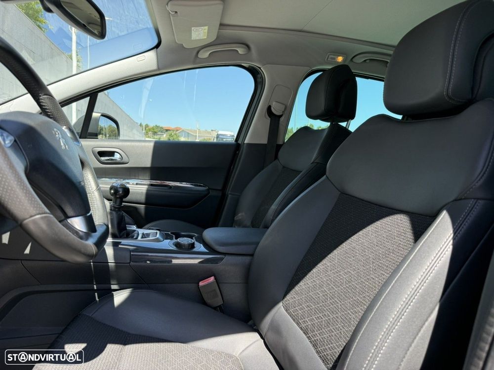 Peugeot 3008 1.2 PureTech Allure Grip Control - 16