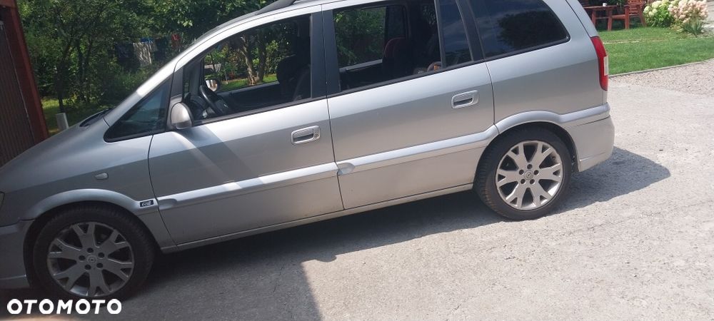 Opel Zafira - 4