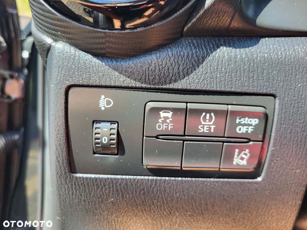 Mazda 2 SKYACTIV-G 75 Exclusive-Line - 25