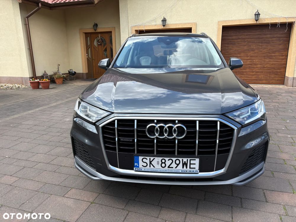 Audi Q7 - 1