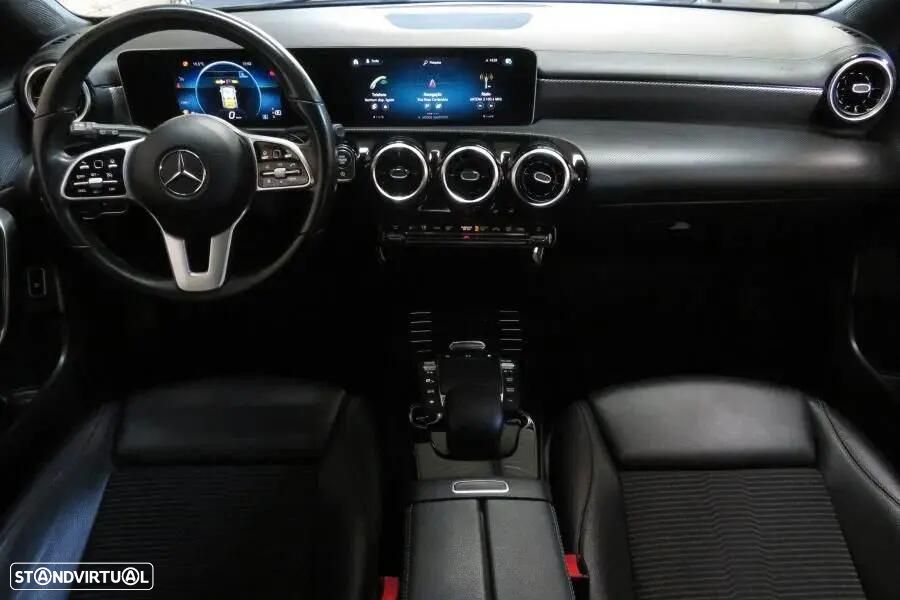 Mercedes-Benz CLA 180 d Shooting Brake Progressive Aut. - 32