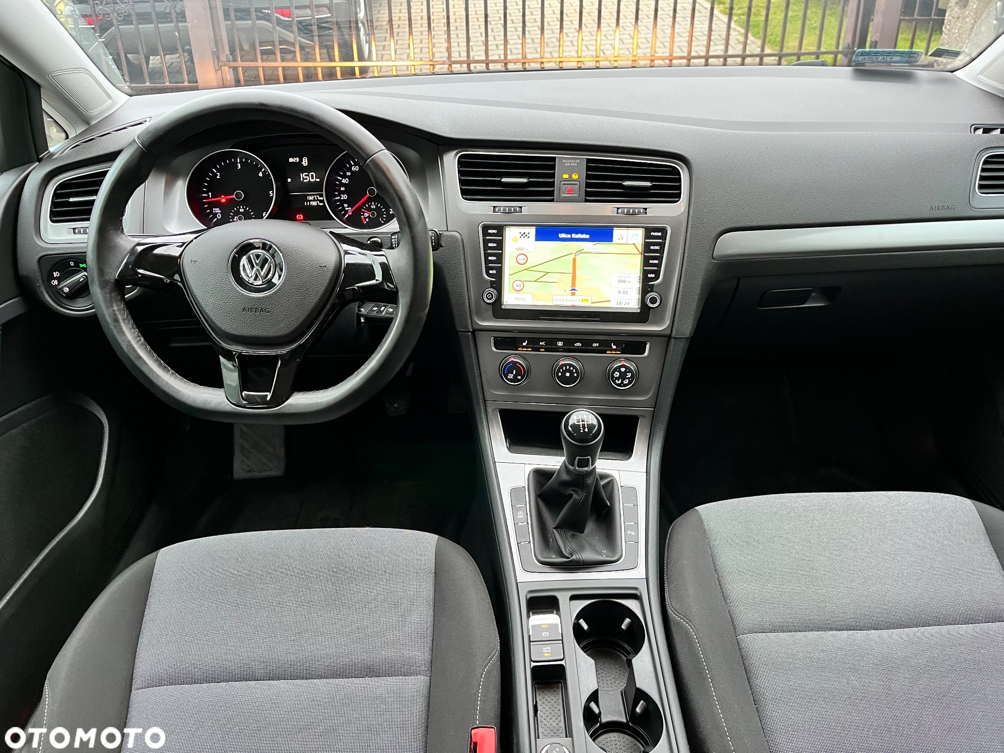 Volkswagen Golf Variant 1.6 TDI BlueMotion Comfortline - 6