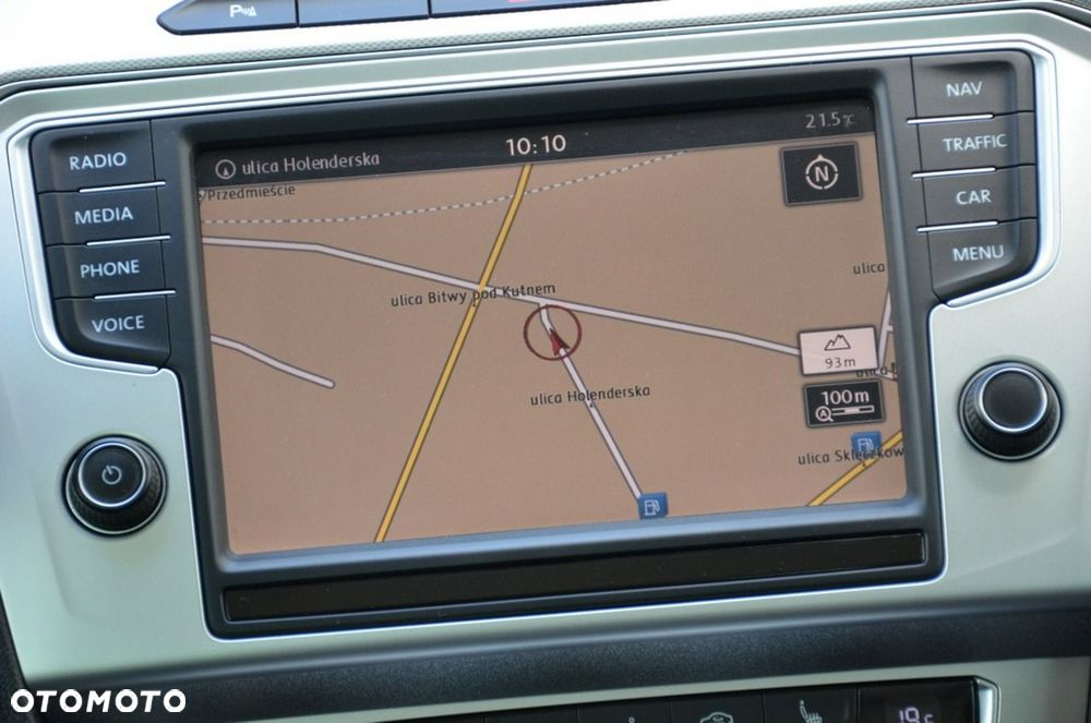 Volkswagen Passat - 34