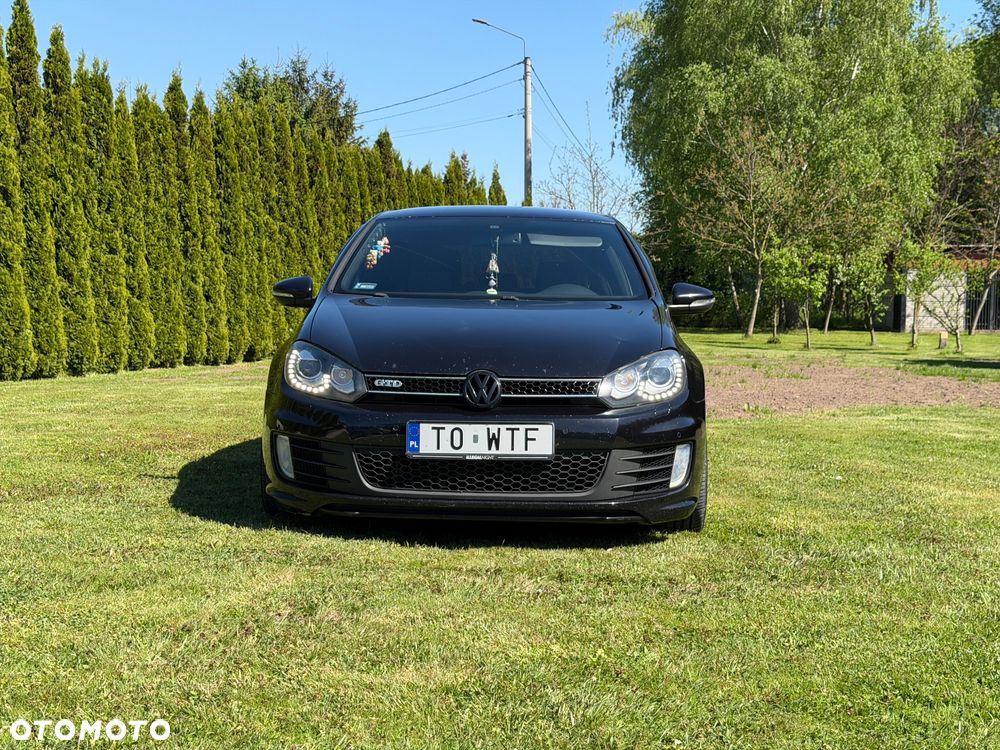 Volkswagen Golf 2.0 TDI DPF DSG GTD - 2