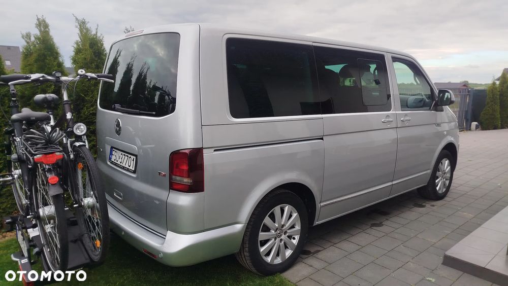 Volkswagen Multivan - 10