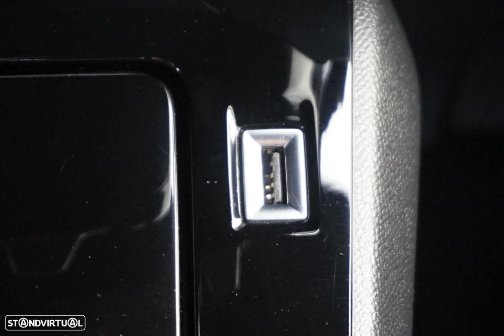 Peugeot 2008 1.2 PureTech GT Line - 30