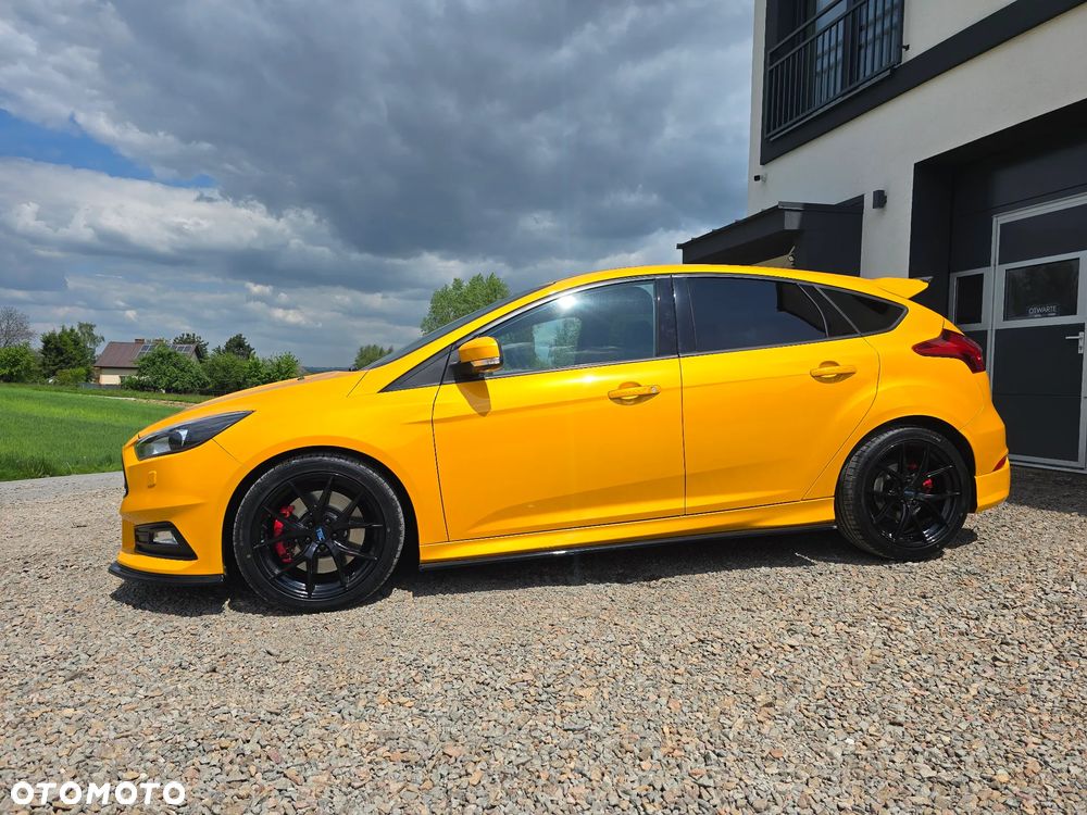 Ford Focus - 3