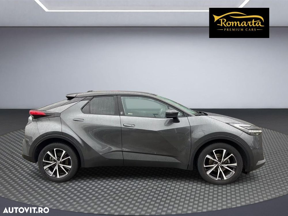 Toyota C-HR 1.8 Hybrid Team Deutschland - 6