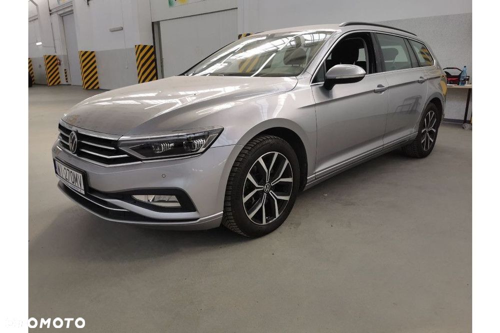 Volkswagen Passat Variant - 1