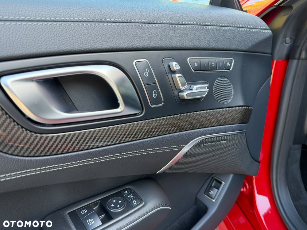 Mercedes-Benz SL 63 AMG AMG Speedshift MCT 7-Gang Sportgetriebe AMG Performance Package - 20