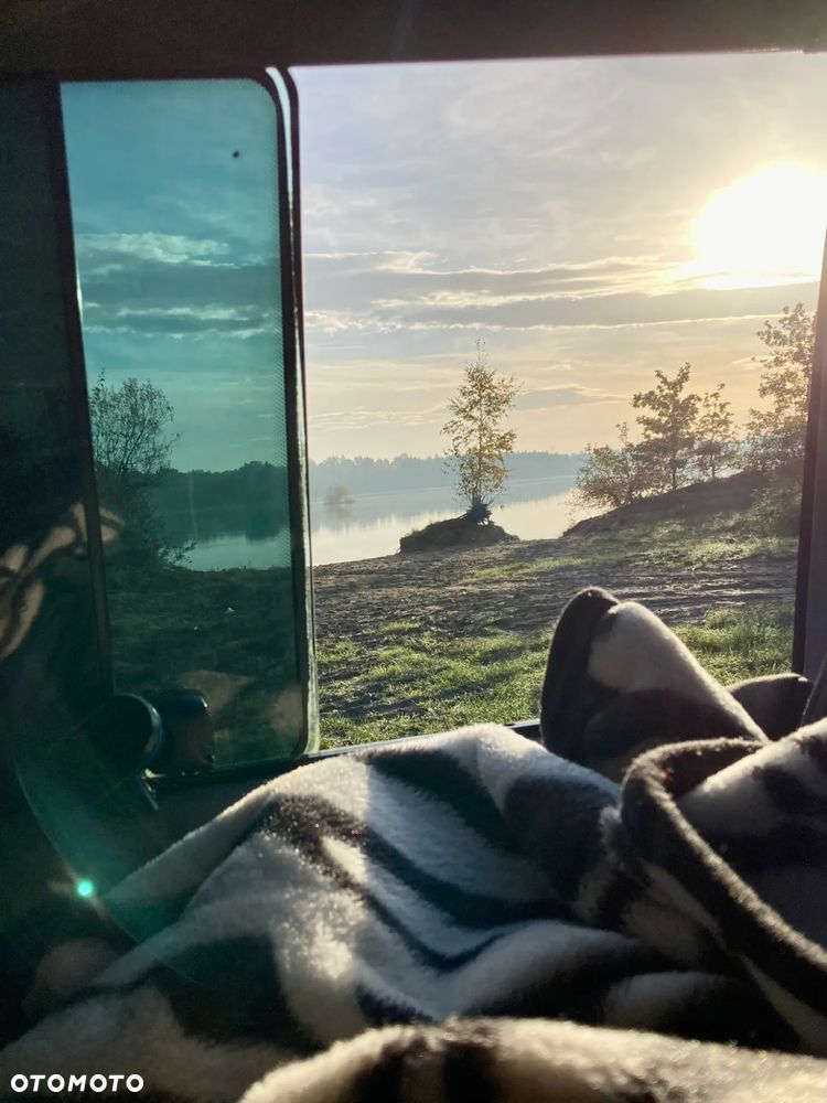 Volkswagen Transporter - 35