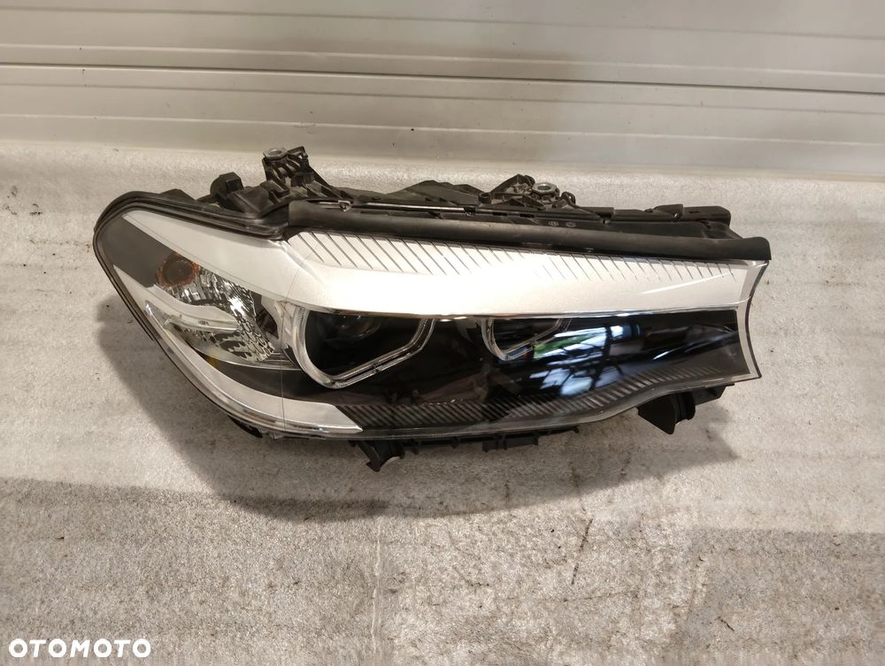 BMW 5 G30  FULL LED PRZÓD STRONA PRAWA  7439184 - 3