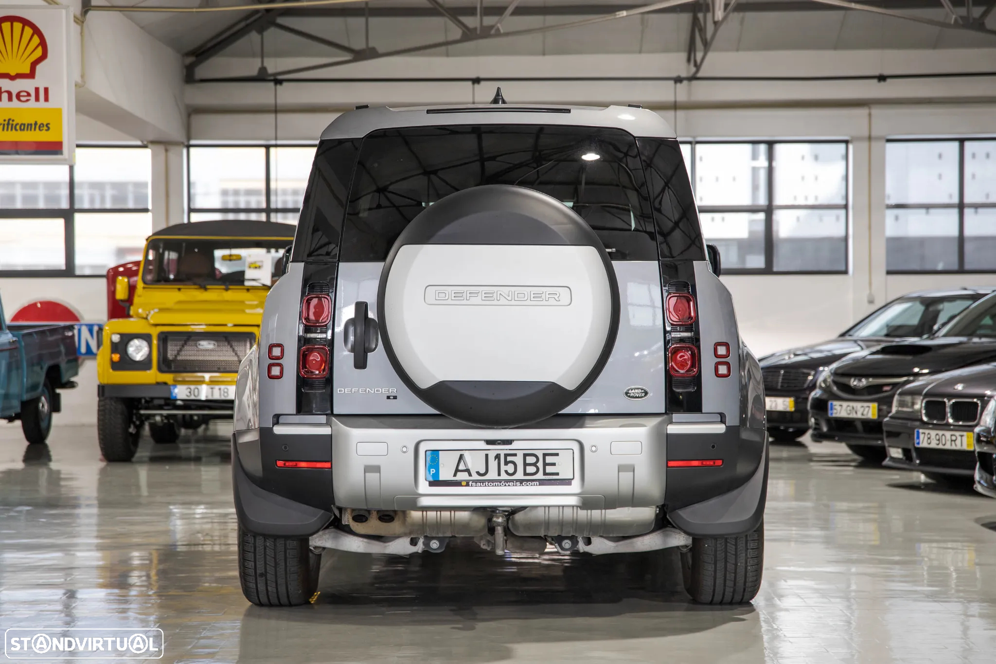 Land Rover Defender 110 D200 S - 4