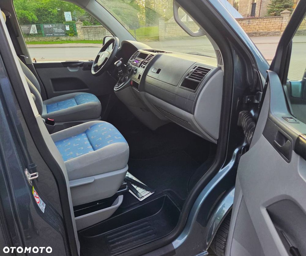 Volkswagen Transporter T5 - 12