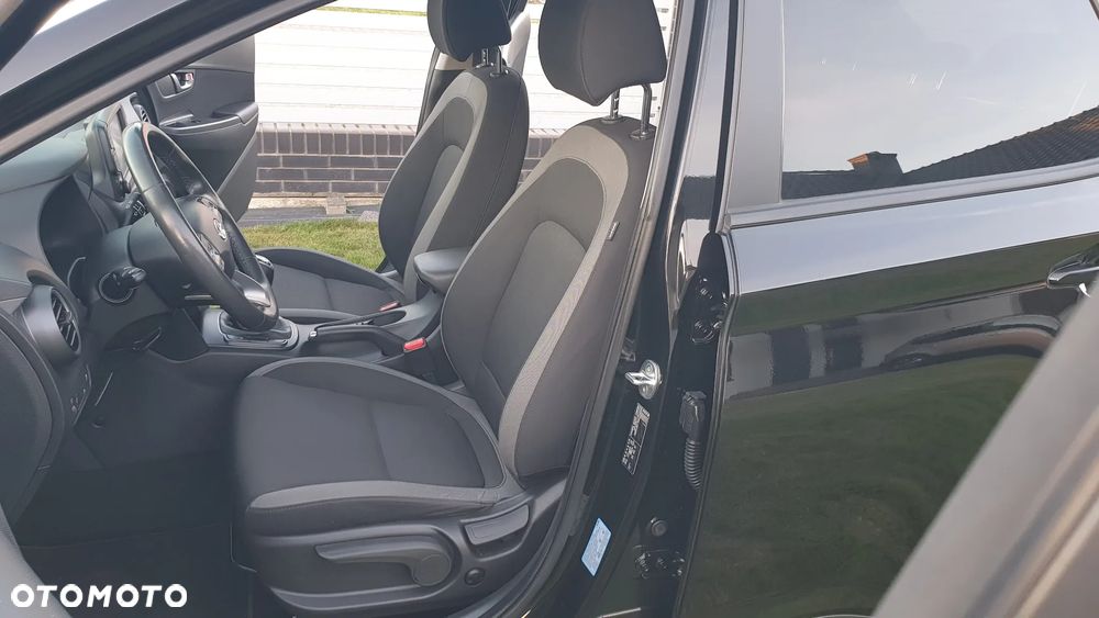 Hyundai Kona - 21