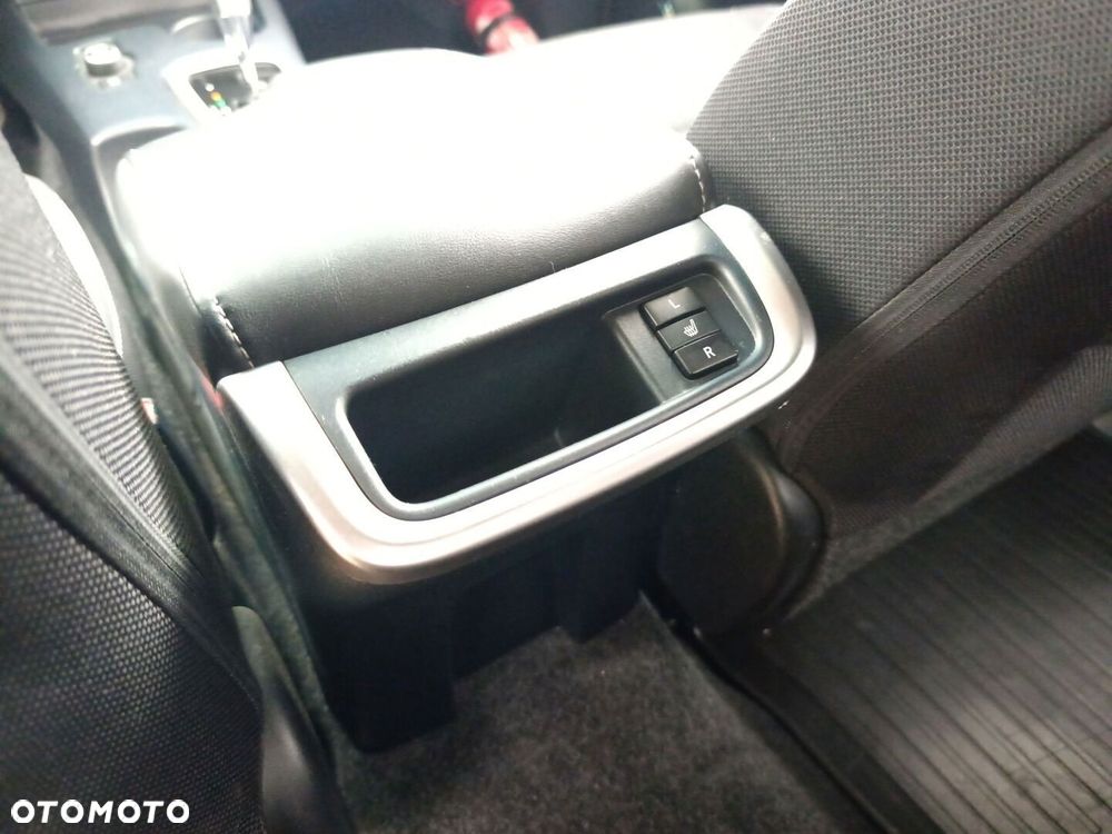 Toyota Hilux 2.8 D-4D mHEV Double Cab Executive 4x4 - 24