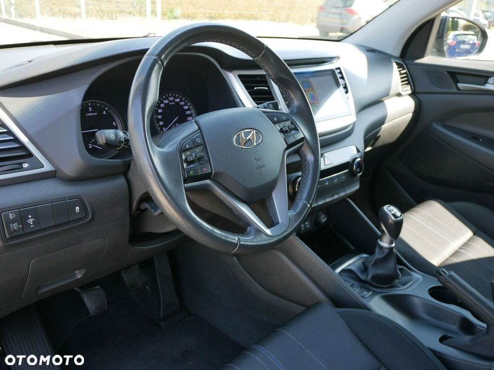 Hyundai Tucson 1.7 CRDI BlueDrive Classic 2WD - 14