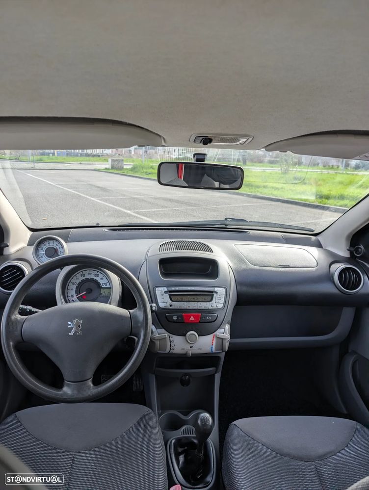 Peugeot 107 1.0 Urban - 8