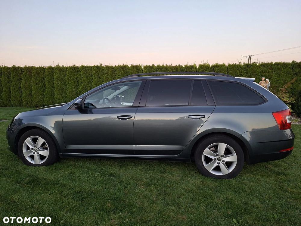 Skoda Octavia 1.4 TSI Ambition - 4