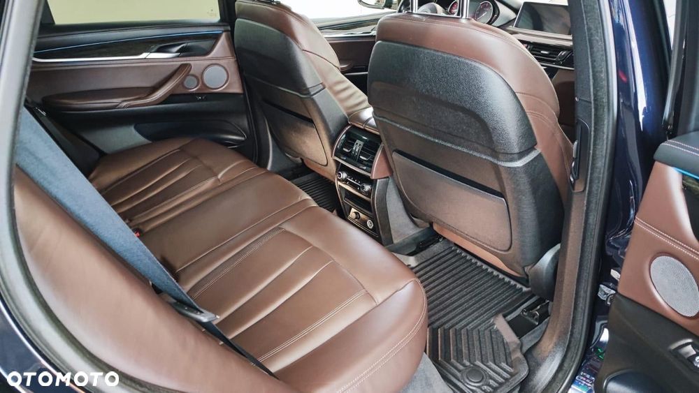 BMW X5 xDrive40d - 15