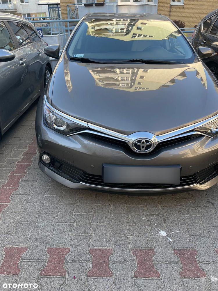 Toyota Auris - 4