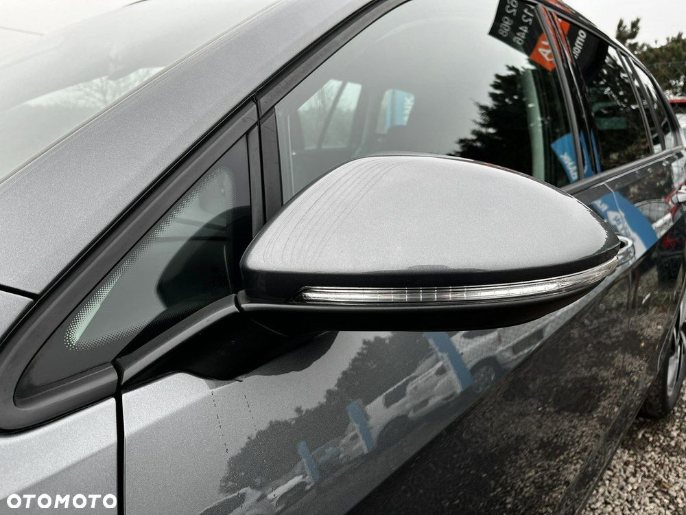 Volkswagen Golf - 15