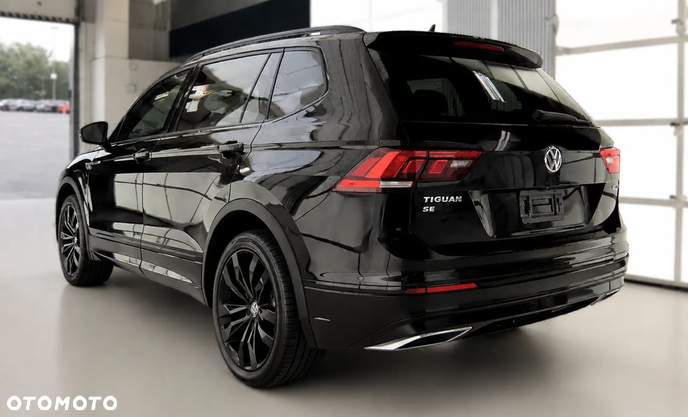 Volkswagen Tiguan - 8