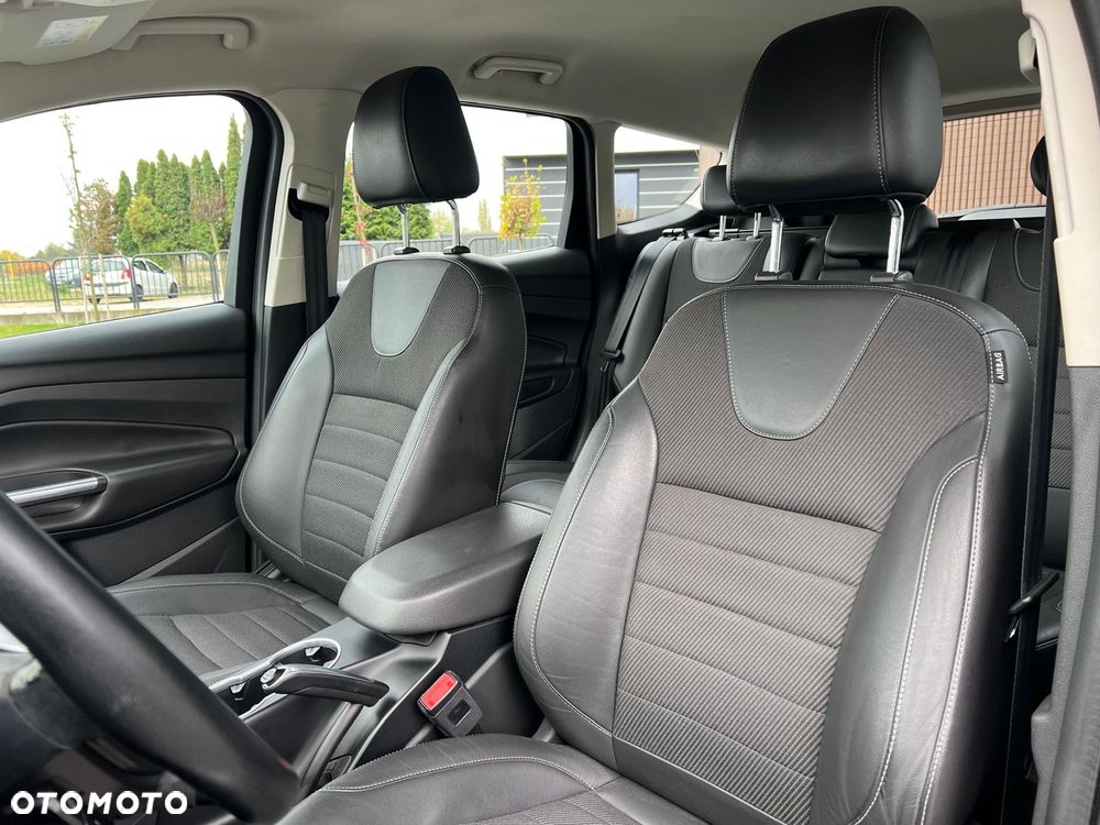 Ford Kuga 2.0 TDCi 4WD Titanium - 17
