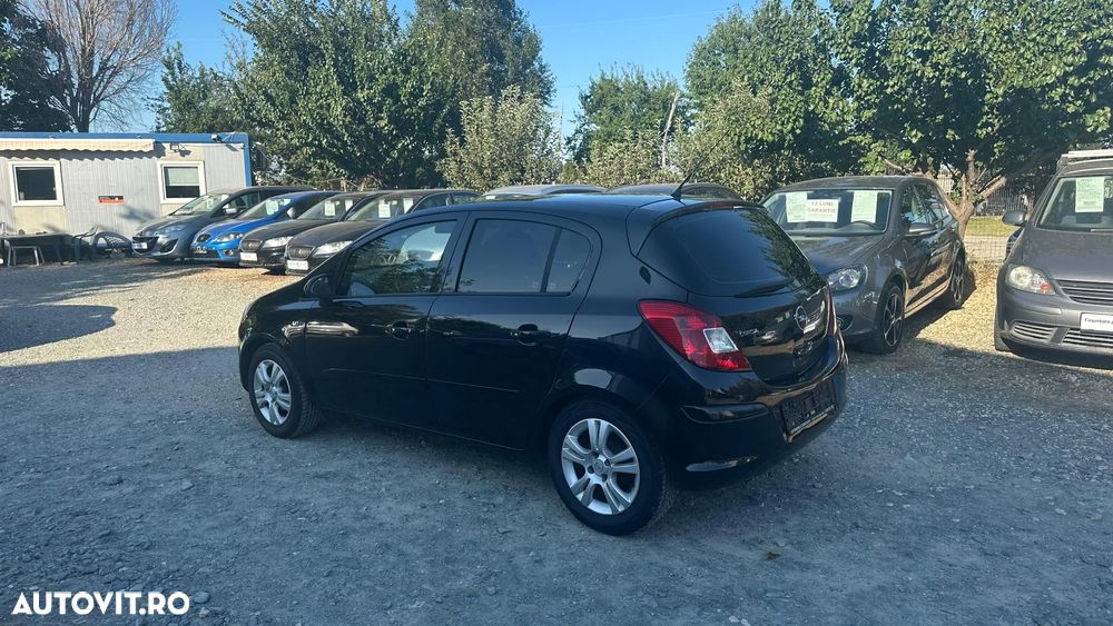 Opel Corsa 1.4 16V Automatik Color Edition - 11