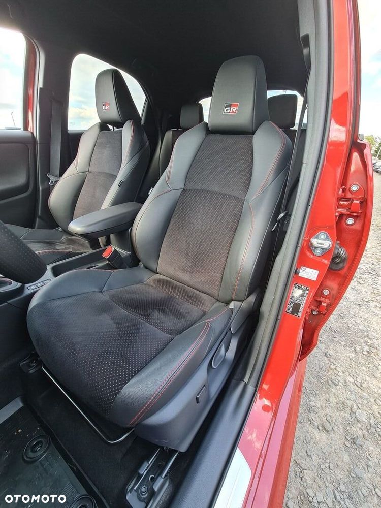 Toyota Yaris - 9