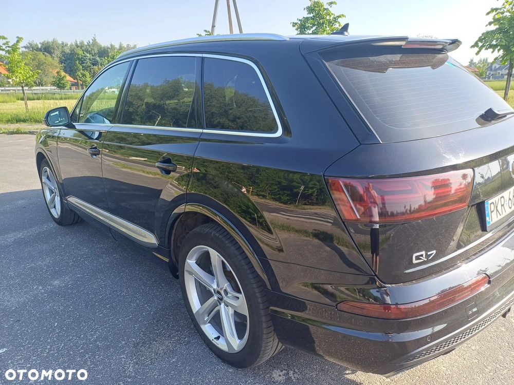 Audi Q7 - 7