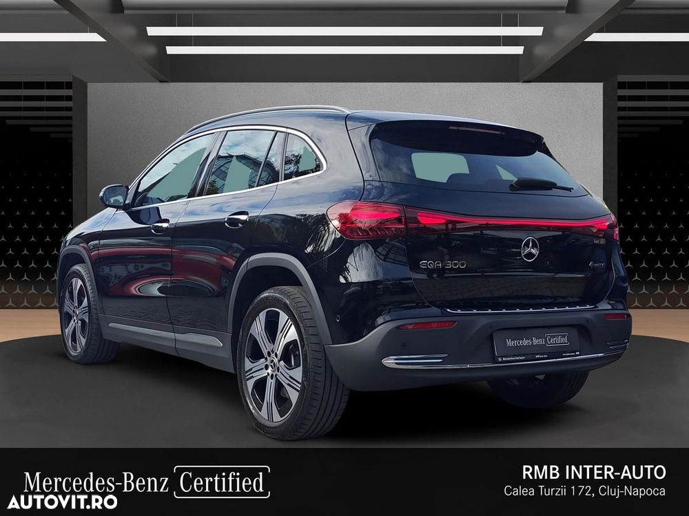 Mercedes-Benz EQA 300 4MATIC - 3