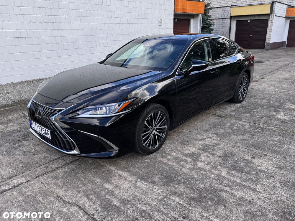 Lexus ES 300h Business Edition - 3