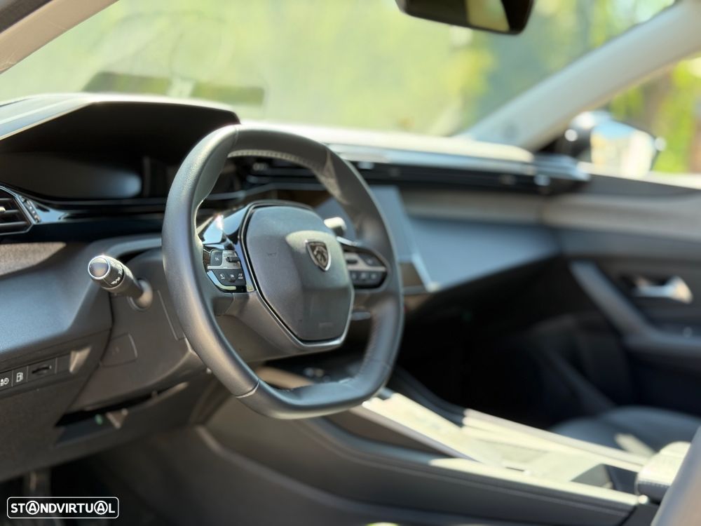 Peugeot 308 SW 1.6 Hybrid Allure e-EAT8 - 21