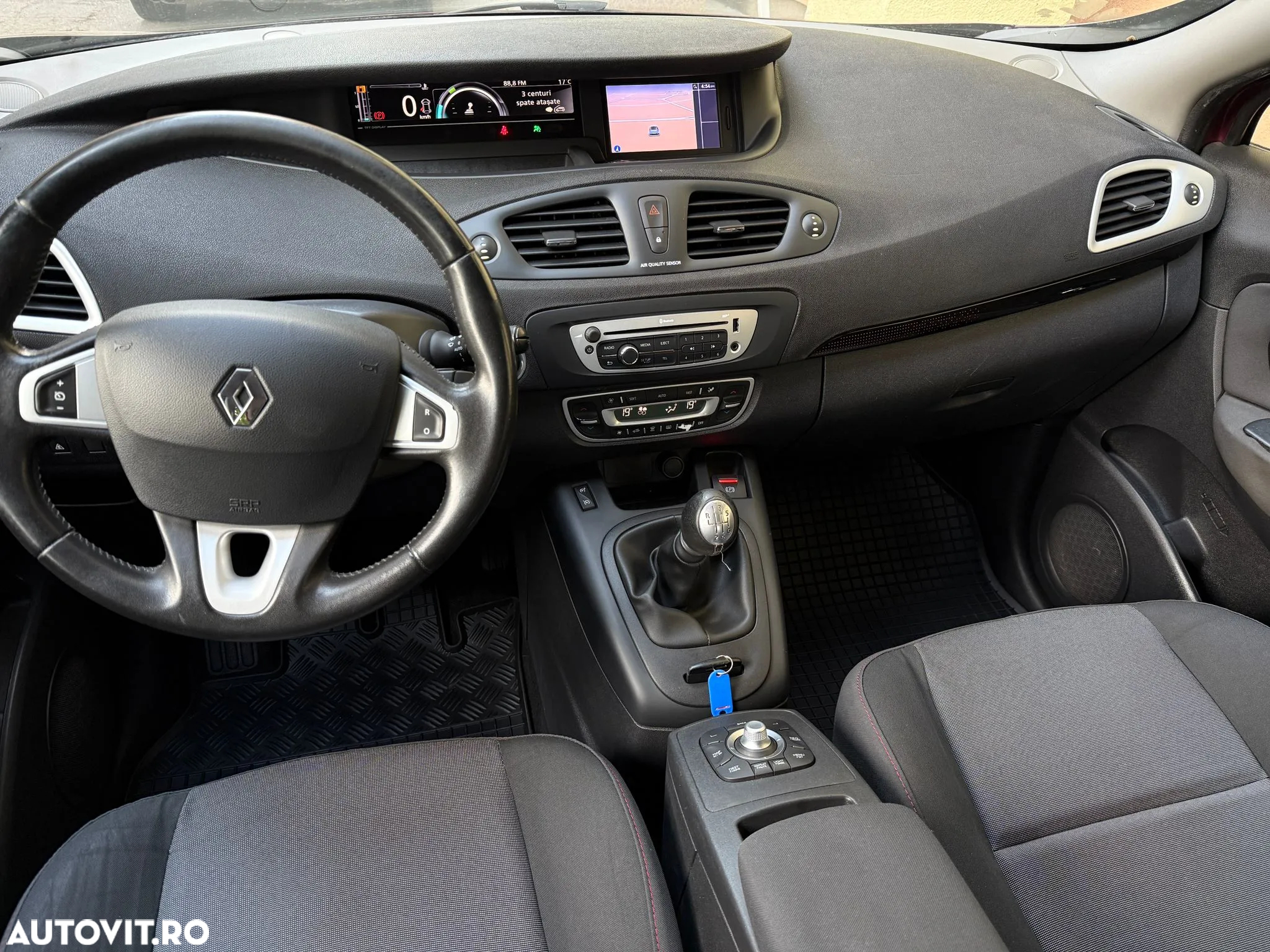 Renault Scenic - 14