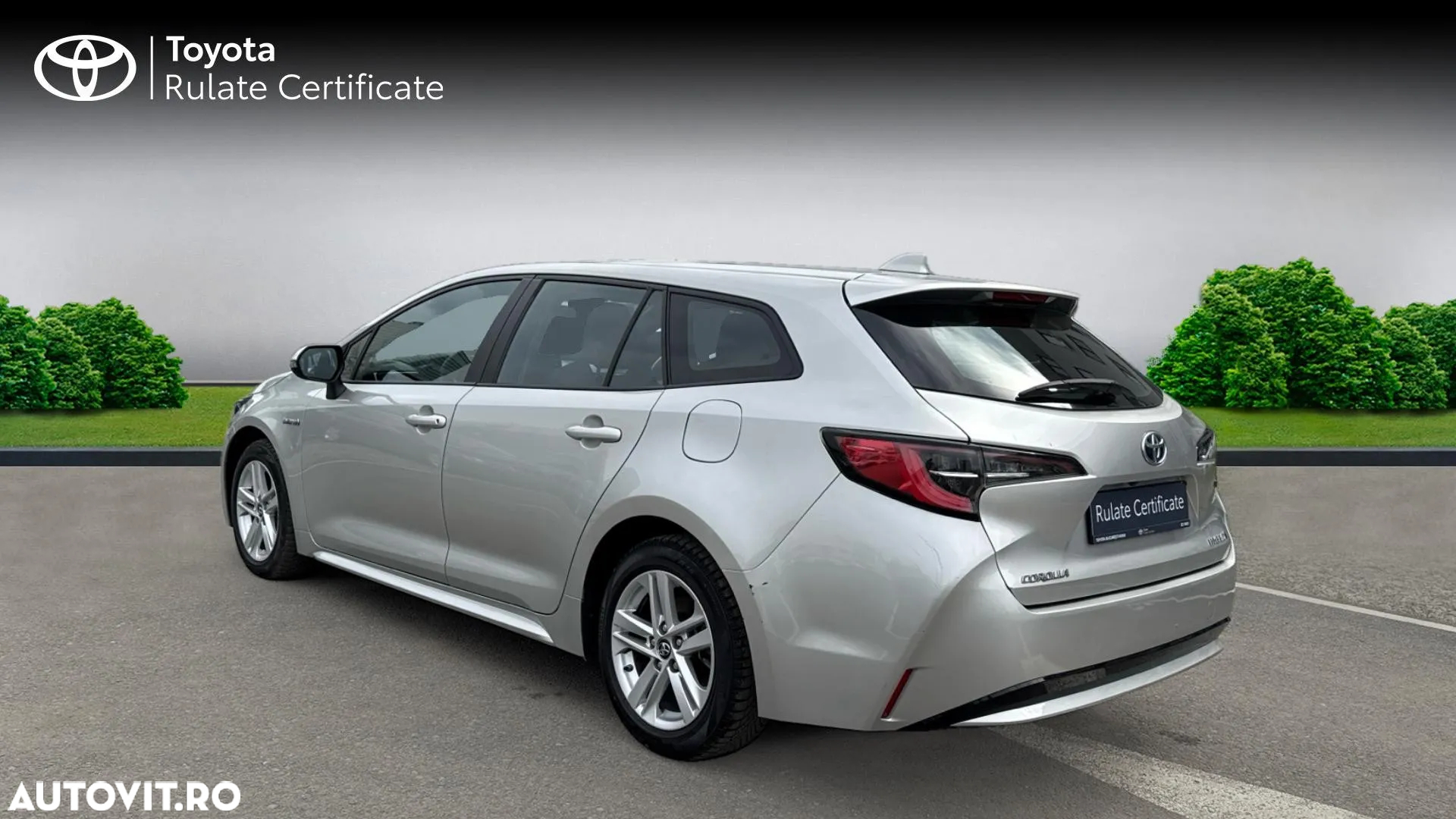 Toyota Corolla TS 1.8 HSD Business - 4