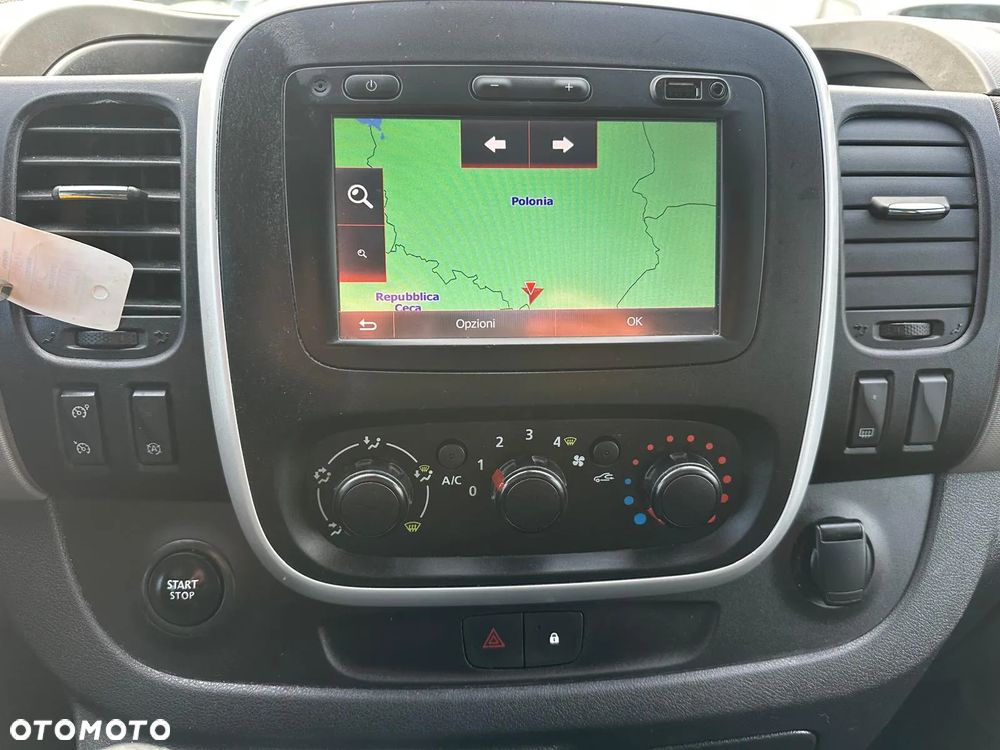 Renault Trafic - 19
