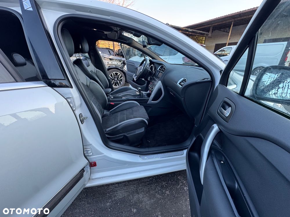 Citroën DS4 BlueHDi 150 S&S SoChic - 6