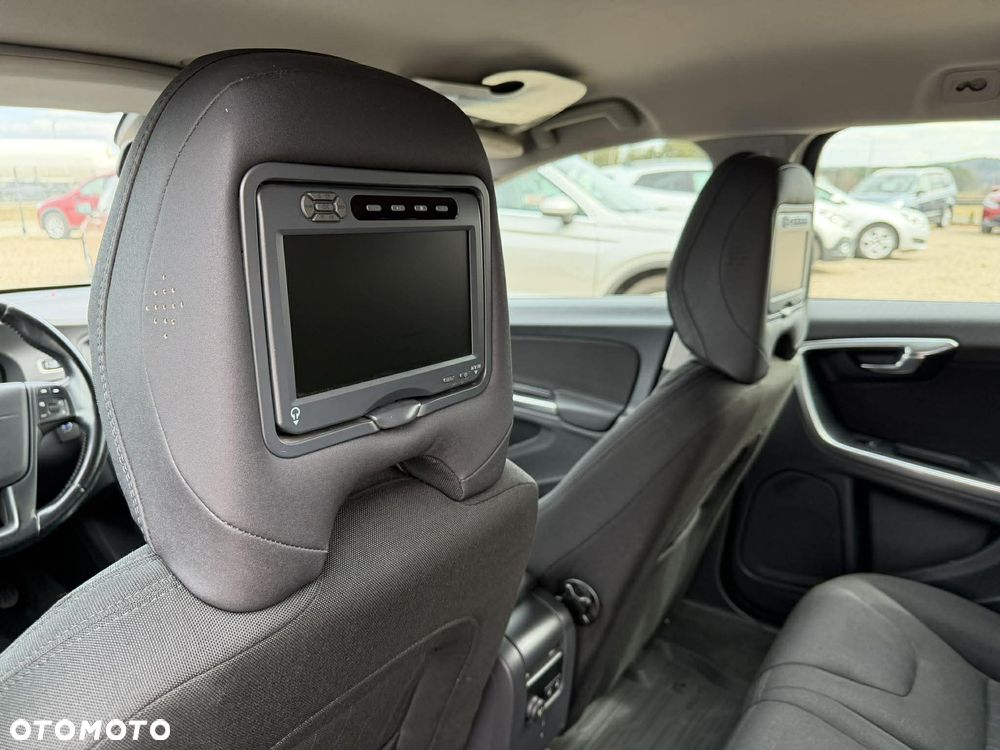 Volvo V60 D3 Geartronic Summum - 18